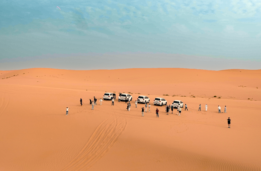 Abu Dhabi Desert Safari for First-Time Visitors: What to Expect - Tourism